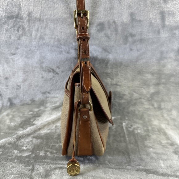 VTG Dooney & Bourke Shoulder Bag Purse Taupe & British Tan All Weather Leather - Picture 4 of 16